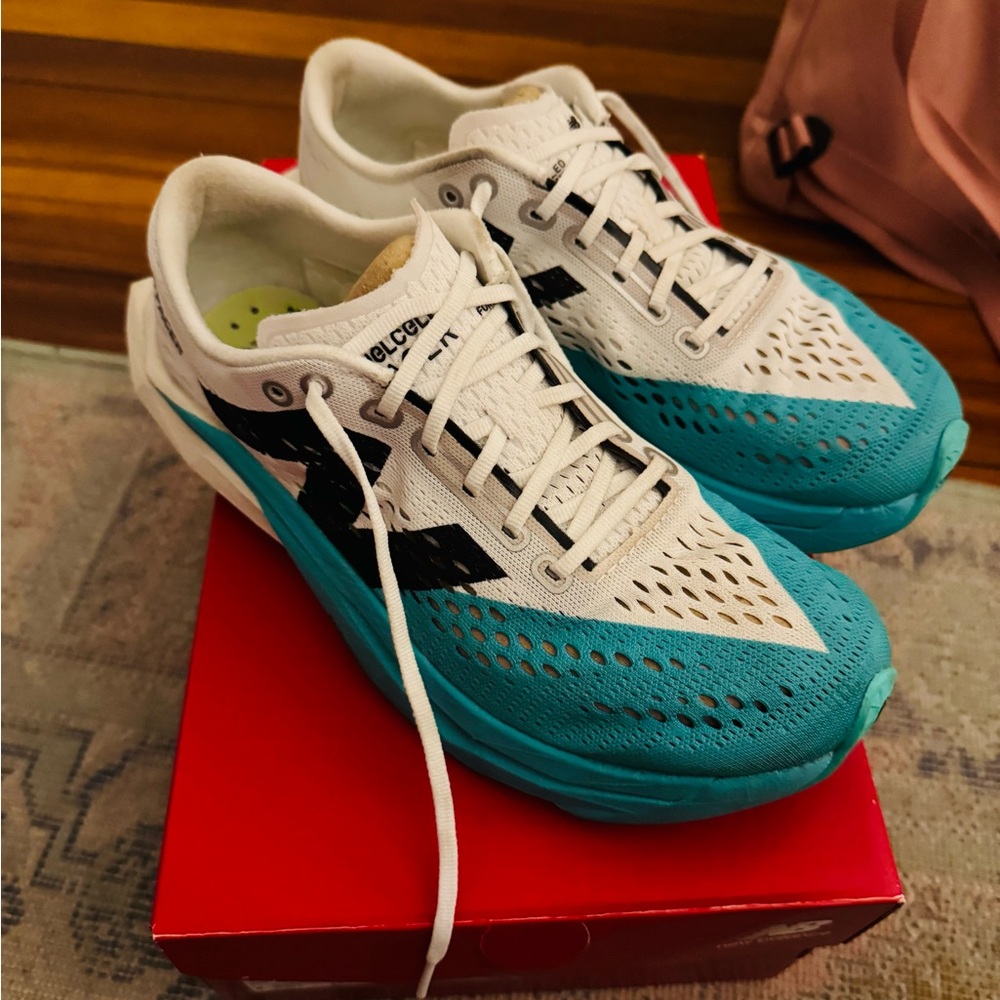 New Balance FuelCell SuperComp Pacer v2